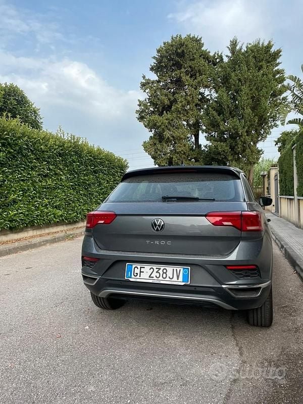 Usata VW T-Roc 2021 Grigio SUV