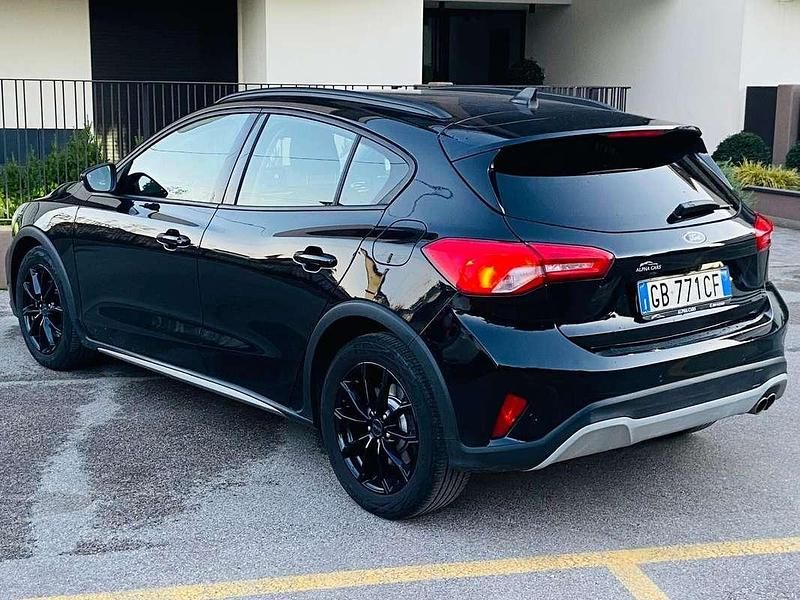 Usata Ford Focus Active X 120 CV (88 kW) 2020 Berlina