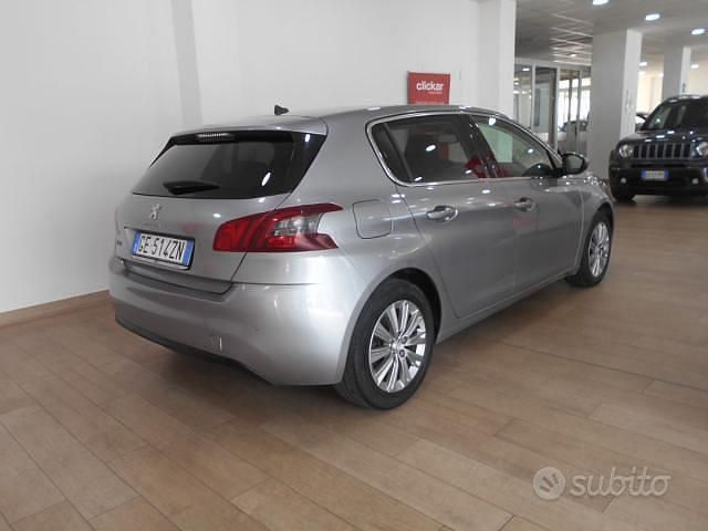 Usata Peugeot 308 Allure 132 CV (97 kW) 2021 Grigio Berlina