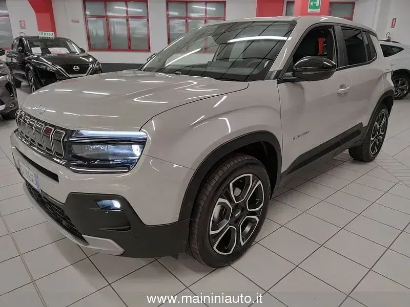 Occasion Jeep Avenger Summit 101 PK (74 kW) 2025 SUV