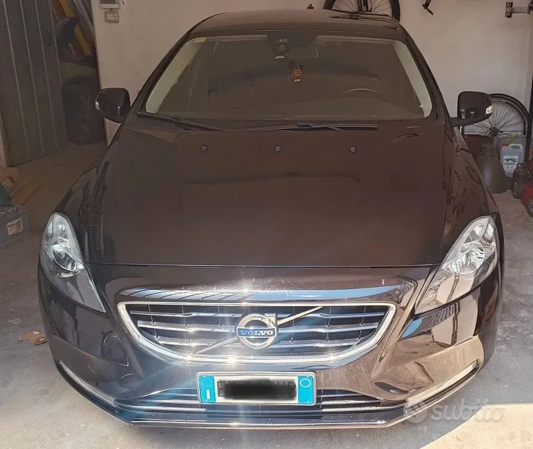 Usata Volvo V40 115 CV (84 kW) 2014 Berlina