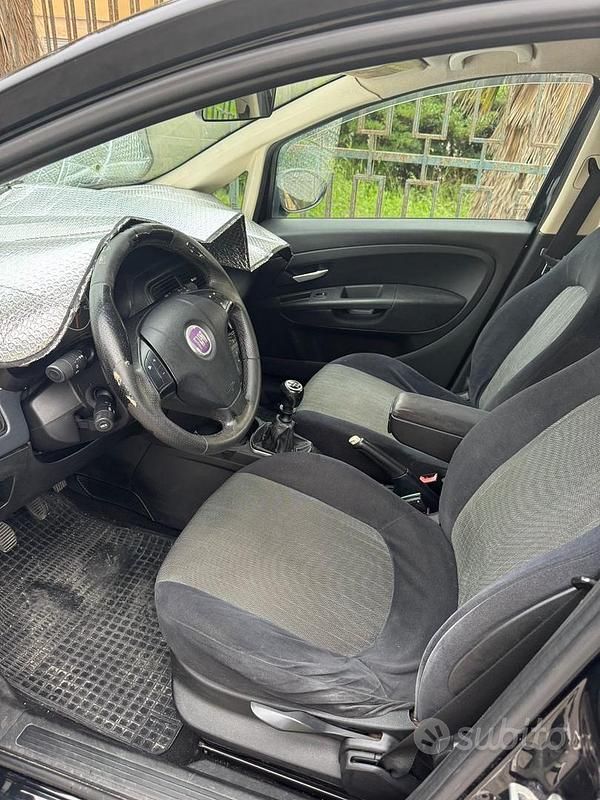 Usata Fiat Punto 90 CV (66 kW) 2008 Utilitaria