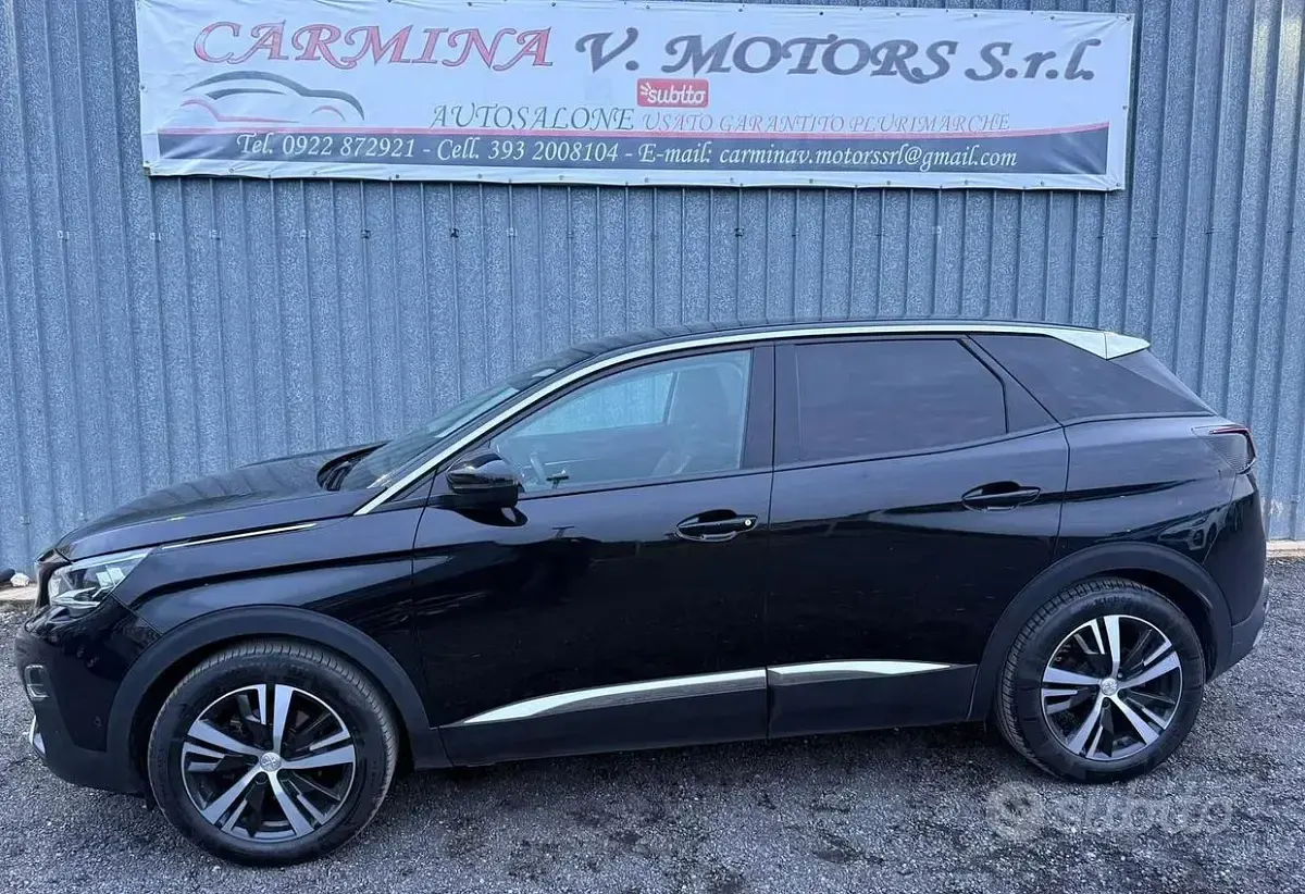 Usata Peugeot 3008 Allure 120 CV (88 kW) 2018 Bluazzurro SUV