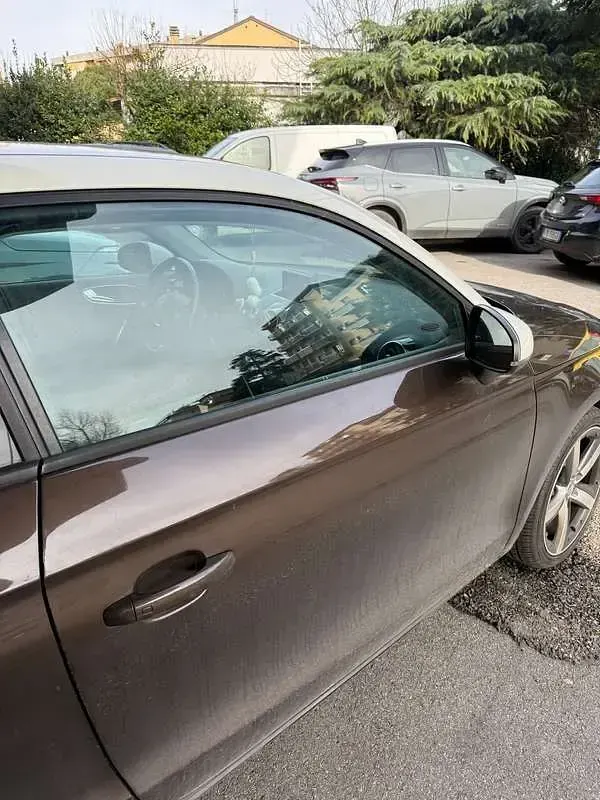 Usata Audi A1 105 CV (77 kW) 2012 Marrone Utilitaria