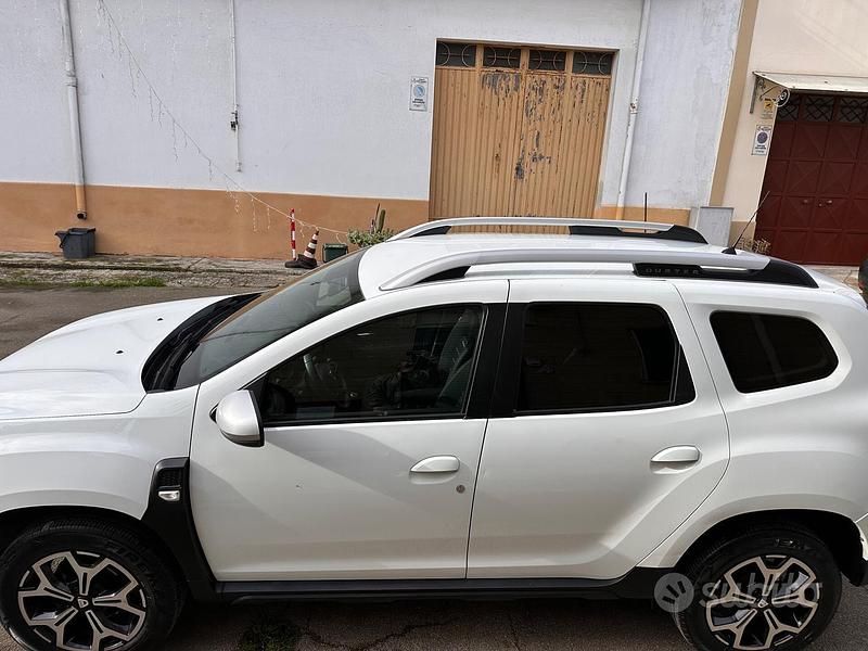 Usata Dacia Duster Prestige 114 CV (83 kW) 2019 Bianco SUV