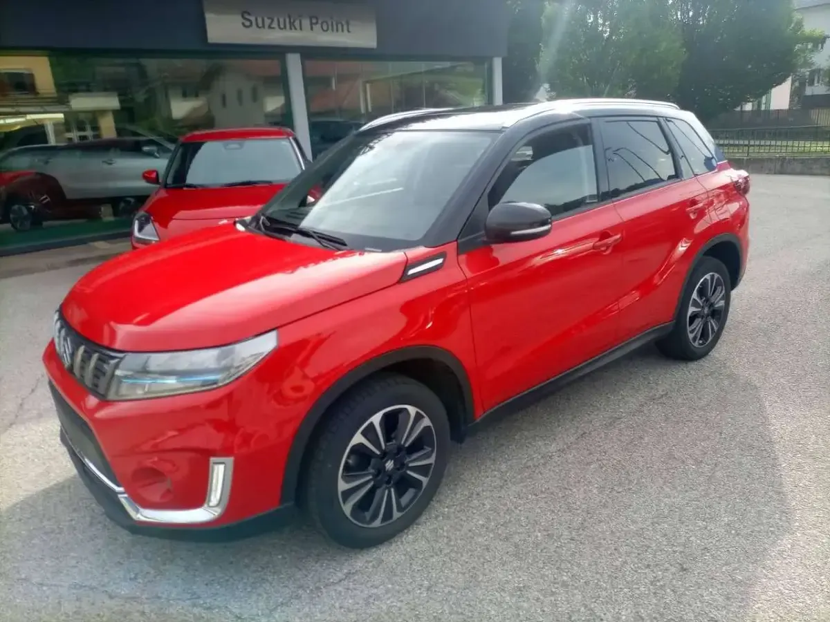 Usata Suzuki Vitara 129 CV (94 kW) 2021 Bianco SUV