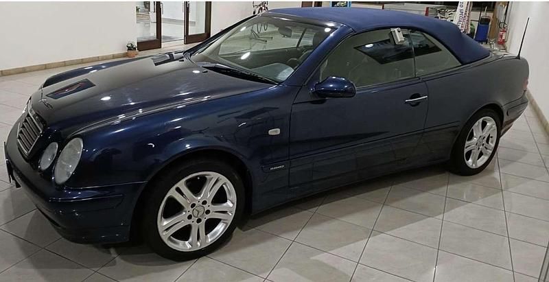 Usata Mercedes CLK200 Elegance 192 CV (141 kW) 1998 Blu/azzurro Cabrio