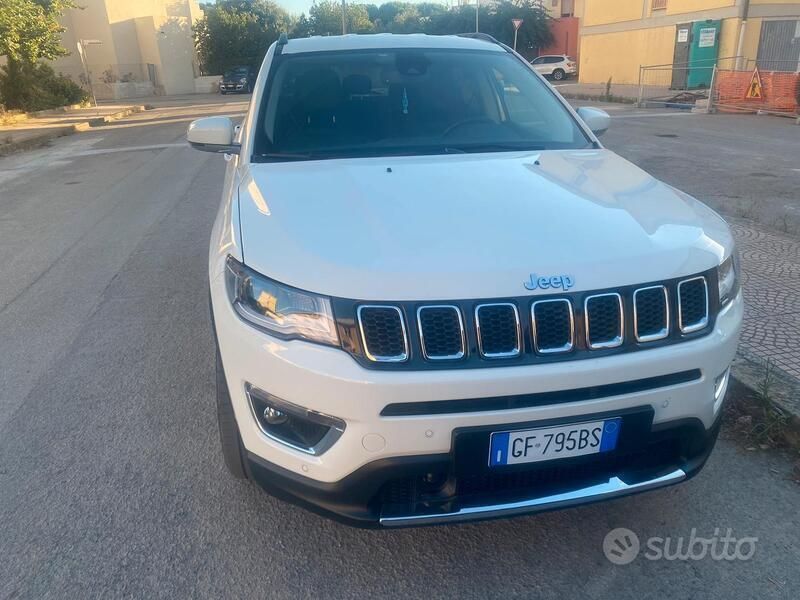 Usata 2020 Jeep Compass SUV | 18.000 € (Buon prezzo) - Immagine 1/4