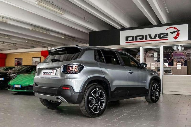 Usata Jeep Avenger Summit 272 CV (200 kW) 2024 Grigio SUV