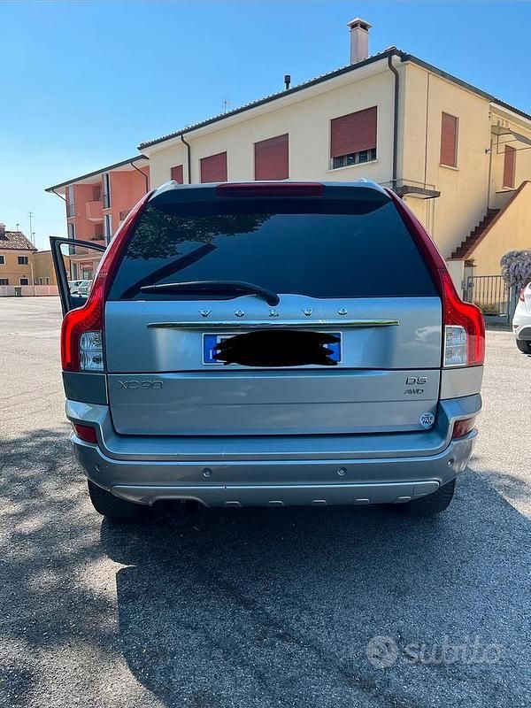 Usado Volvo XC90 209 HP (153 kW) 2014 Cinzento SUV