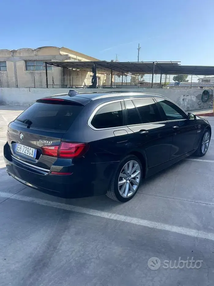 Usata BMW 530 258 CV (189 kW) 2011 Blu Station wagon