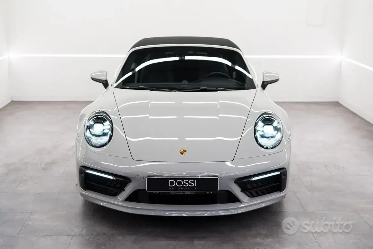 Usata Porsche 911 Carrera Cabriolet 385 CV (283 kW) 2020 Grigio Cabrio