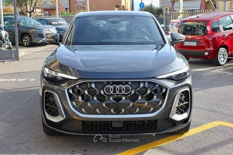 Nuova Audi Q5 Sportback S-Line 204 CV (150 kW) 2025 Gray SUV