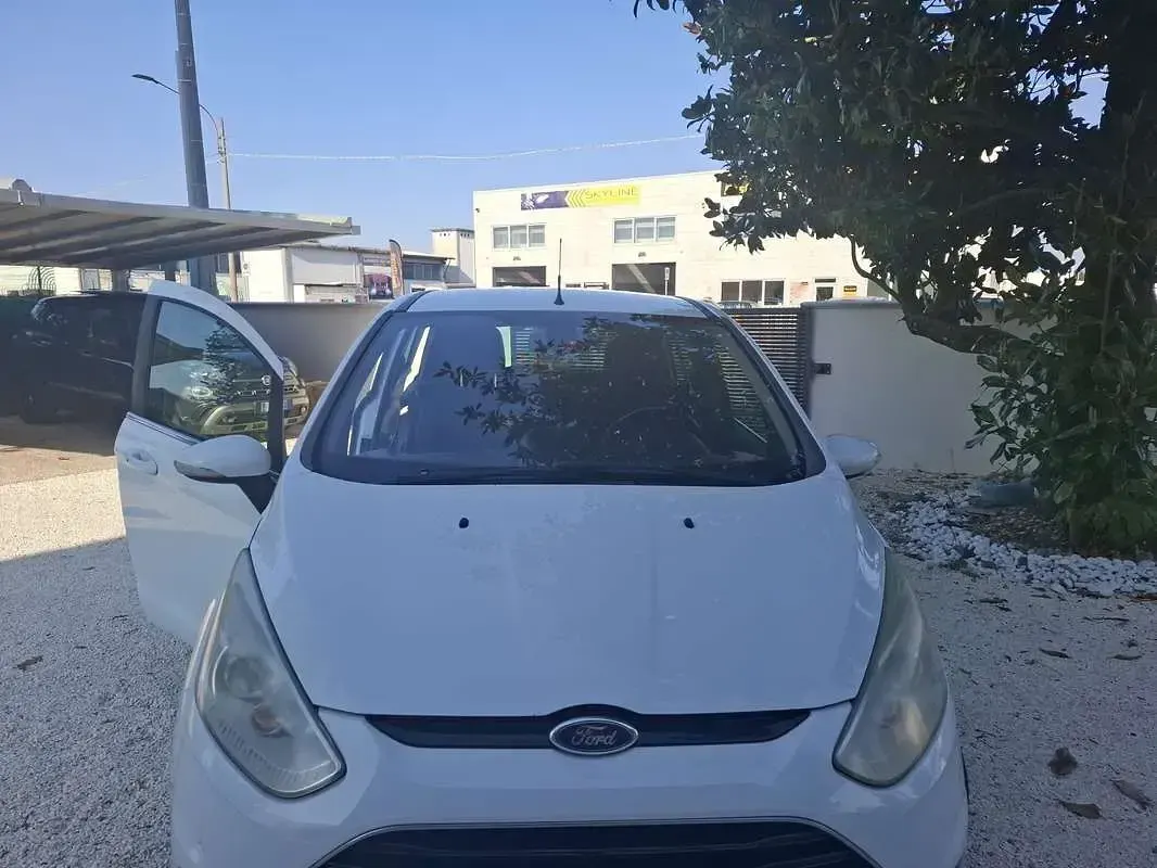 Usata Ford B-MAX Business Edition 75 CV (55 kW) 2015 Monovolume