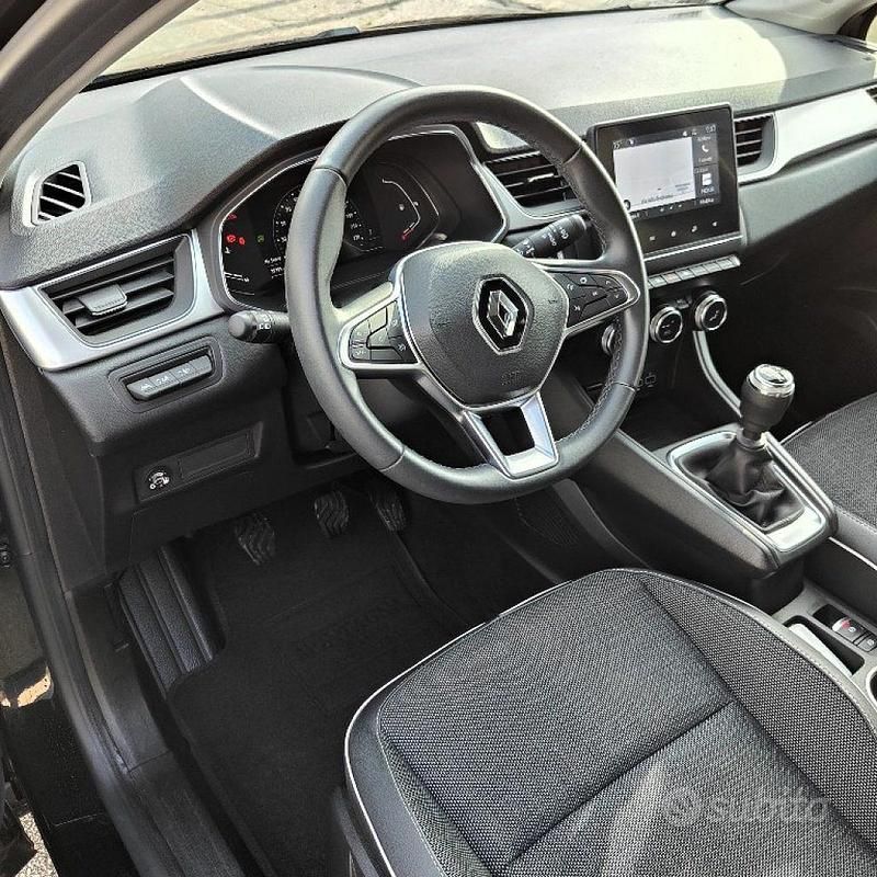 Usata Renault Captur Intens 100 CV (73 kW) 2022 Nero SUV