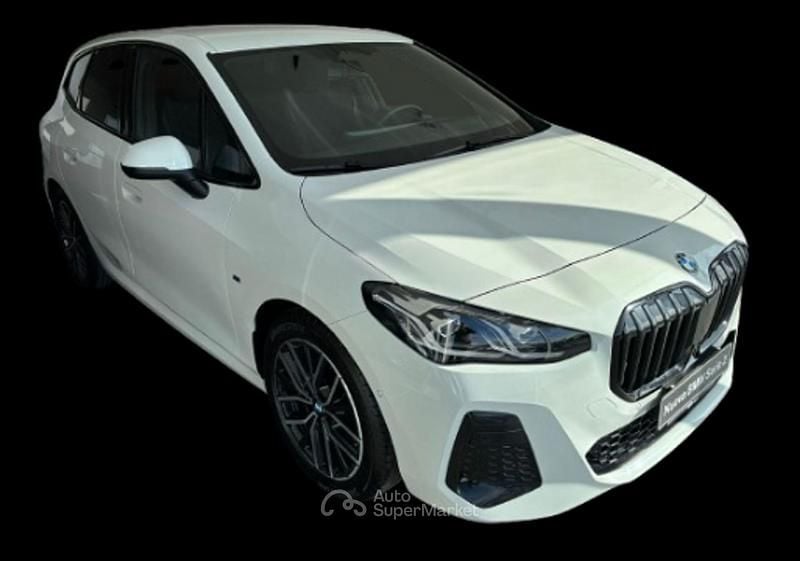 Usata BMW 218 150 CV (110 kW) 2025 Bianco Station wagon