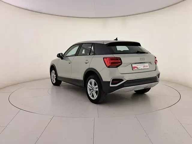 Usata Audi Q2 Advanced 116 CV (85 kW) 2025 Argento cavo metallizzato SUV