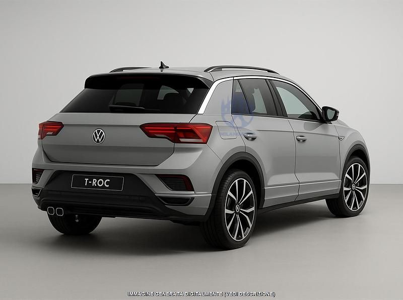 Usata VW T-Roc R-line 150 CV (110 kW) 2023 Grigio SUV