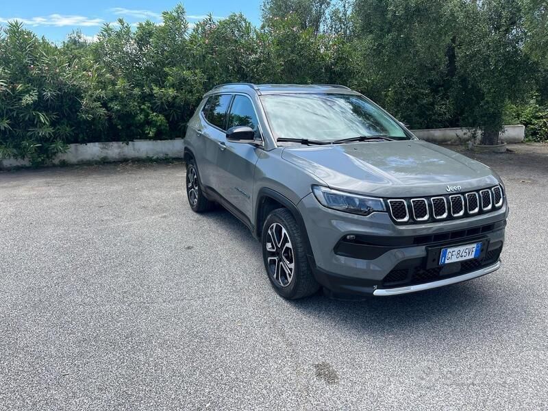 Usata Jeep Compass 131 CV (96 kW) 2021 Grigio SUV