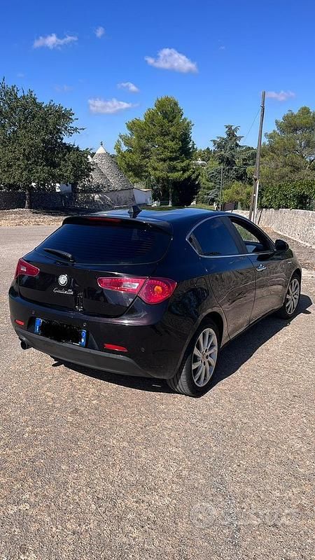 Usata Alfa Romeo Giulietta 105 CV (77 kW) 2011 Nero Utilitaria