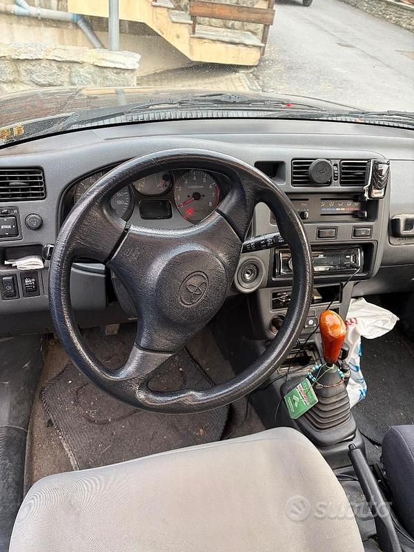 Usata Toyota RAV4 136 CV (100 kW) 1998 Nero Utilitaria