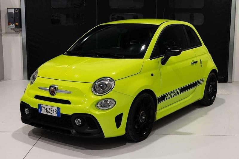 Usata Abarth 595 70th Anniversary 160 CV (117 kW) 2019 Verde Utilitaria