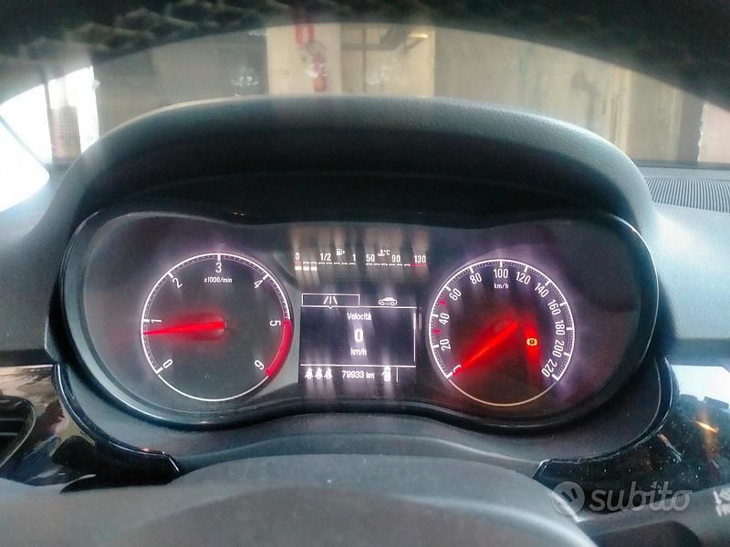 Usata Opel Corsa 95 CV (69 kW) 2017 Grigio Berlina