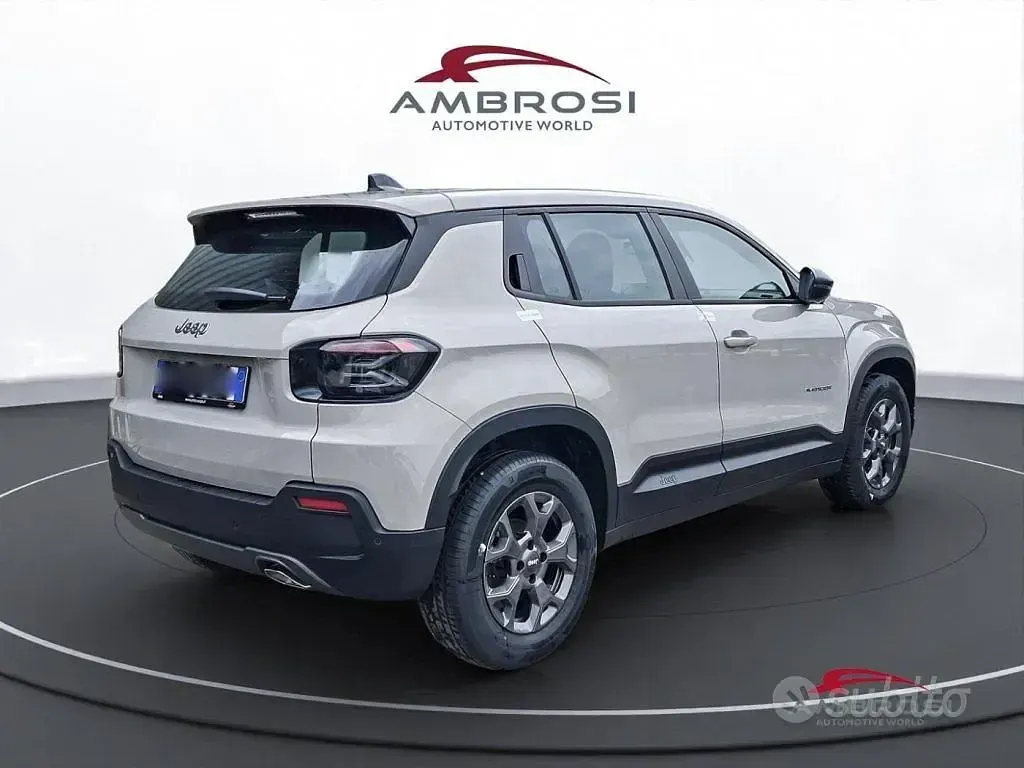 Nuova Jeep Avenger Longitude 101 CV (74 kW) 2026 Marrone SUV