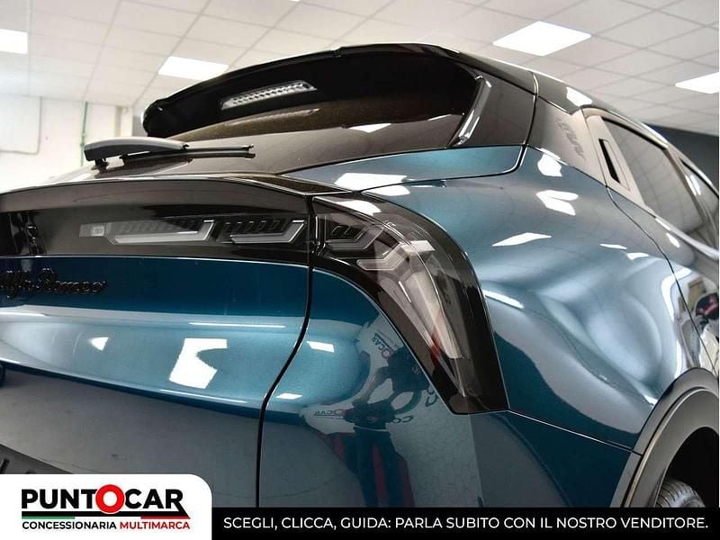Nuova Alfa Romeo Junior Edizione Speciale 136 CV (100 kW) 2025 Blu/azzurro SUV
