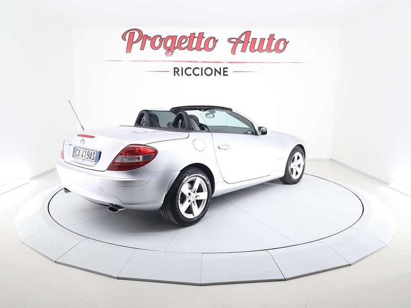 Usata Mercedes SLK200 163 CV (119 kW) 2005 Grigio Cabrio