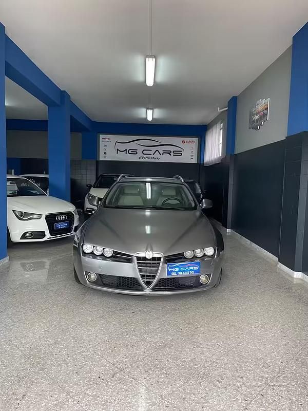 Usata Alfa Romeo 159 119 CV (87 kW) 2008 Grigio Station wagon
