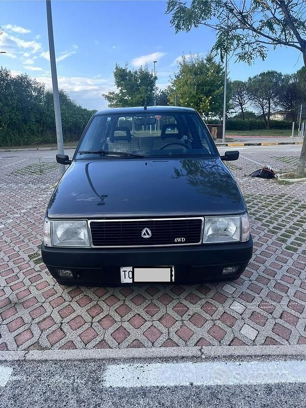 Usata Autobianchi Y10 56 CV (41 kW) 1991 Grigio Utilitaria
