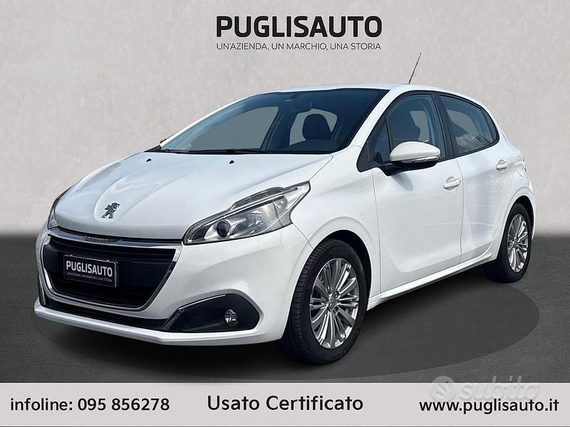 Usata Peugeot 208 Active 82 CV (60 kW) 2016 Bianco Utilitaria