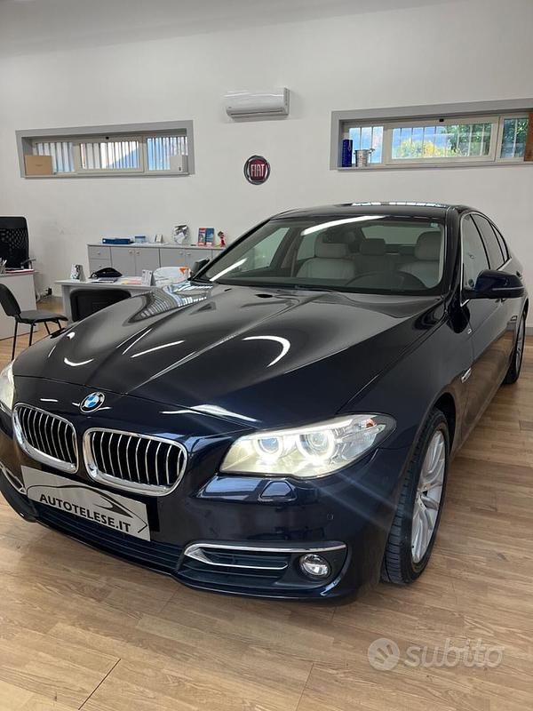 Usata BMW 525 Luxury Line 218 CV (160 kW) 2015 Blu Berlina
