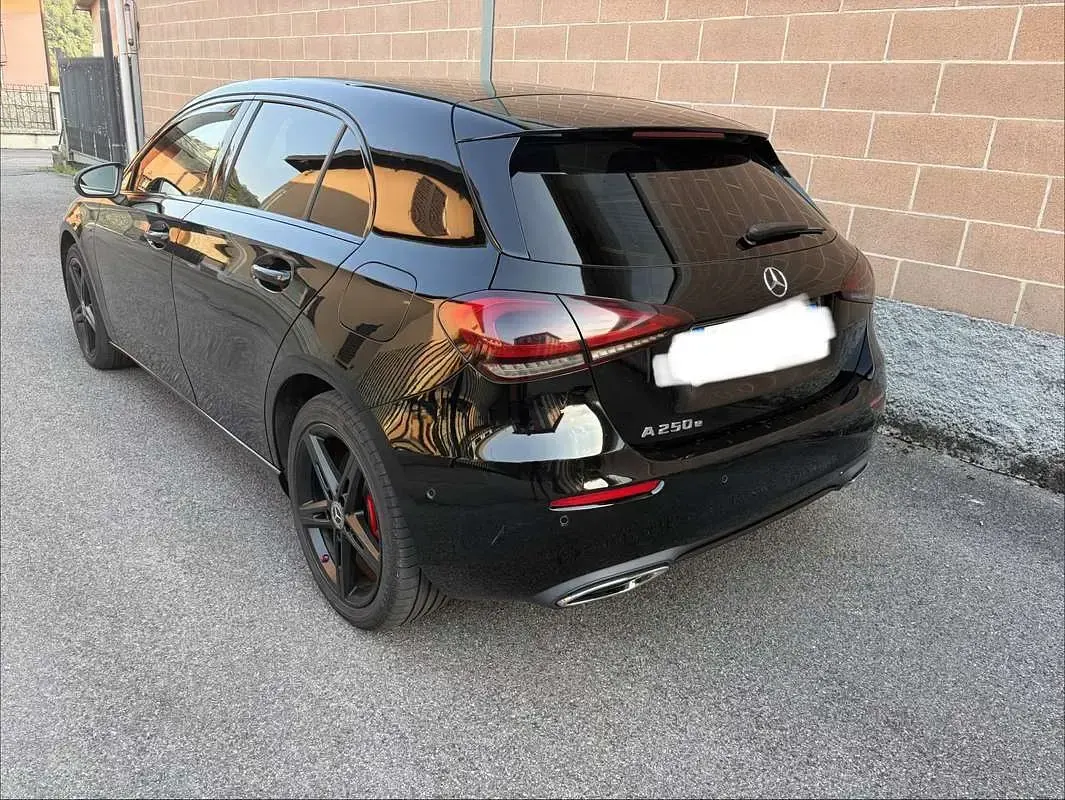 Usata Mercedes A250 Business 160 CV (117 kW) 2022 Berlina