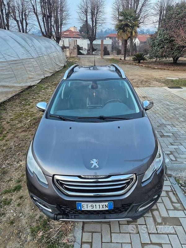 Usata Peugeot 2008 120 CV (88 kW) 2013 Grigio SUV
