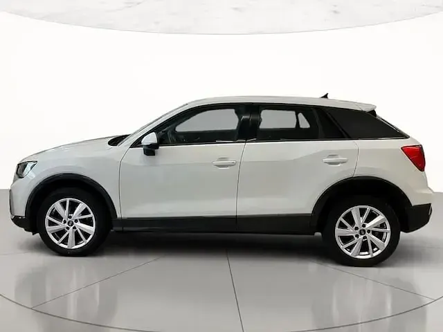 Usata Audi Q2 Advanced Plus 150 CV (110 kW) 2023 2y bianco ghiacciaio metallizz SUV