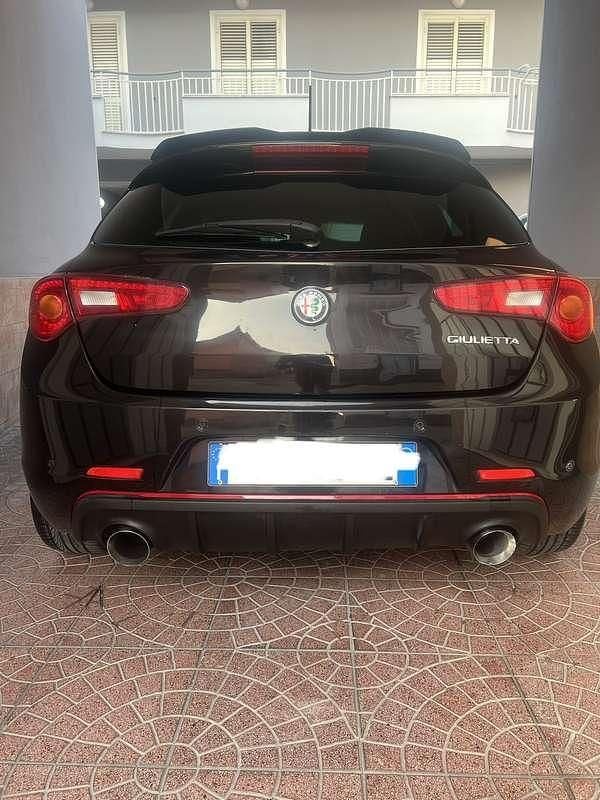 Usata Alfa Romeo Giulietta Super 170 CV (125 kW) 2017 Berlina