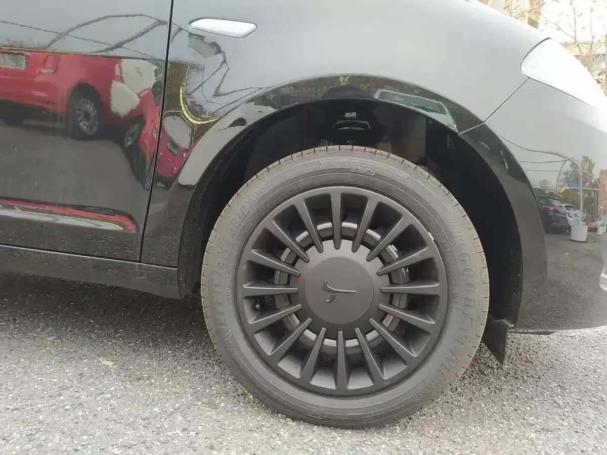 Usata Lancia Ypsilon Silver 70 CV (51 kW) 2023 Nero Utilitaria