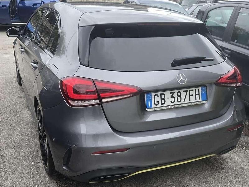 Usata Mercedes A180 AMG Edition 1 116 CV (85 kW) 2018 Grigio Berlina