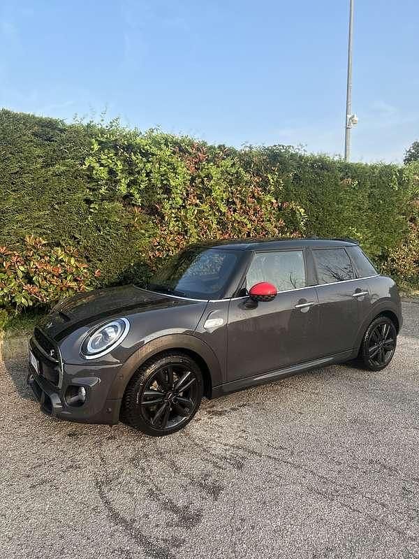 Usata Mini Cooper SD Hype 170 CV (125 kW) 2018 Utilitaria