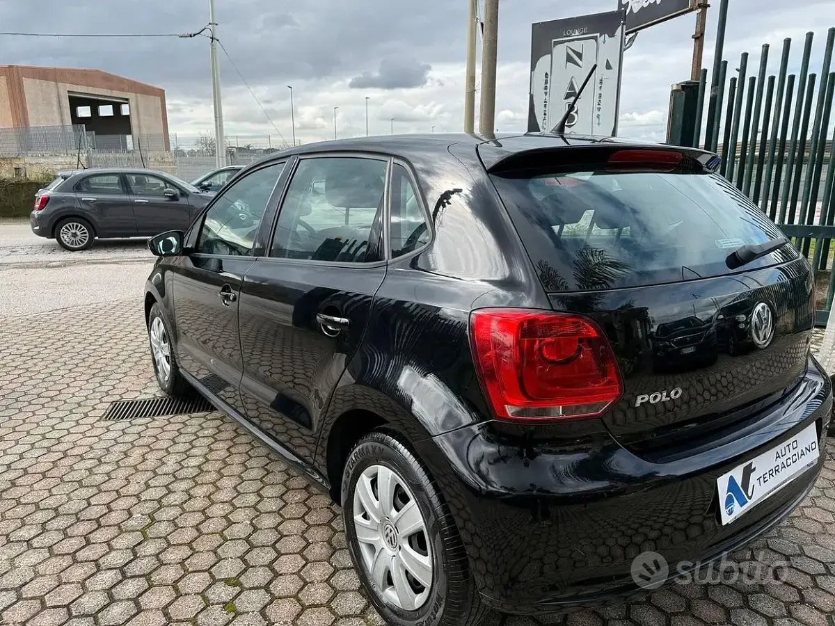 Usata VW Polo Comfortline 75 CV (55 kW) 2014 Nero Berlina