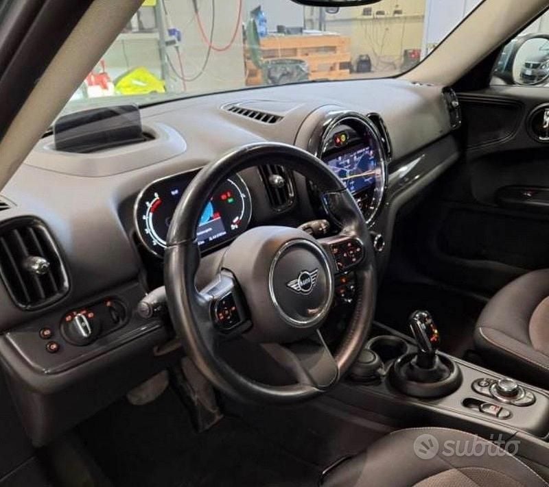 Usata Mini Cooper D Countryman Essential 115 CV (84 kW) 2022 Grigio SUV