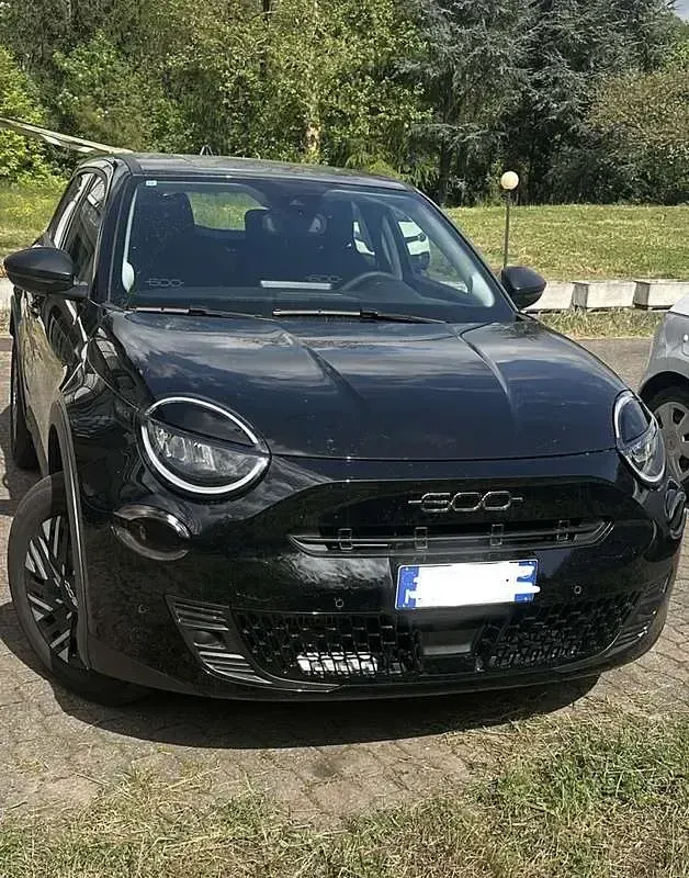 Usata Fiat 600 101 CV (74 kW) 2025 SUV