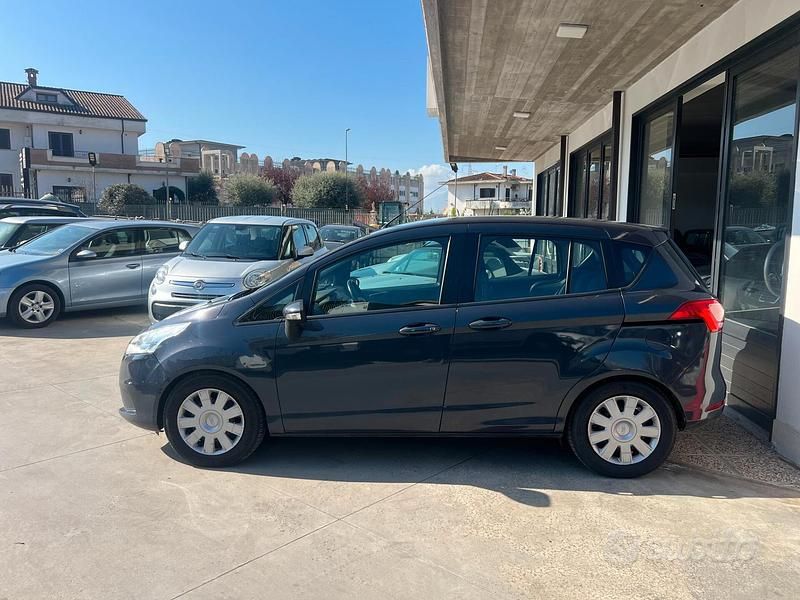 Usata Ford B-MAX Business Edition 90 CV (66 kW) 2013 Grigio Monovolume