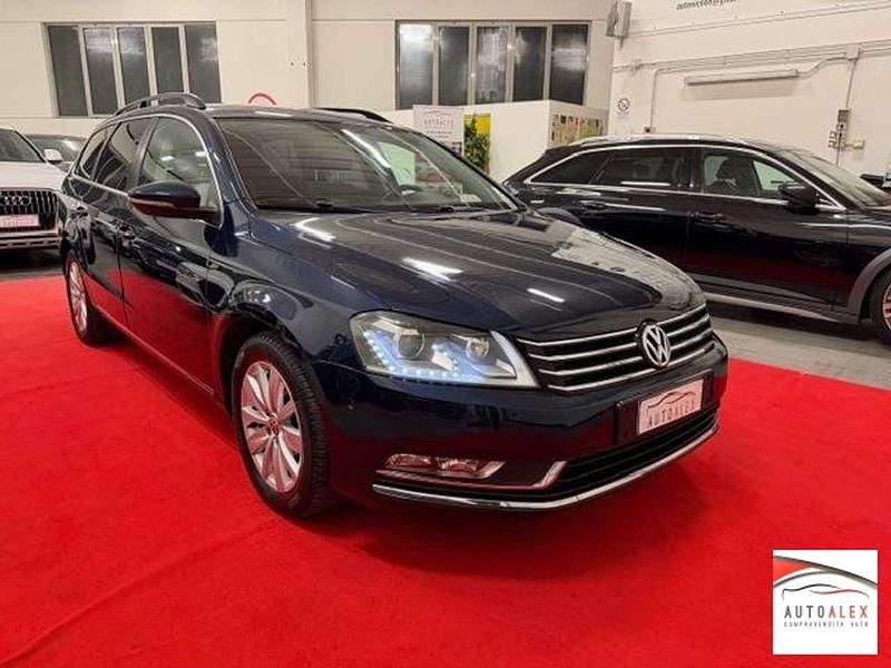 Usata VW Passat Comfortline 105 CV (77 kW) 2011 Blu Station wagon