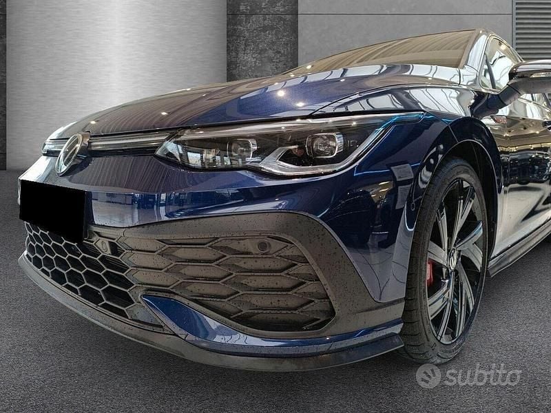 Usata VW Golf VIII GTI Clubsport 300 CV (220 kW) 2023 Blu Berlina