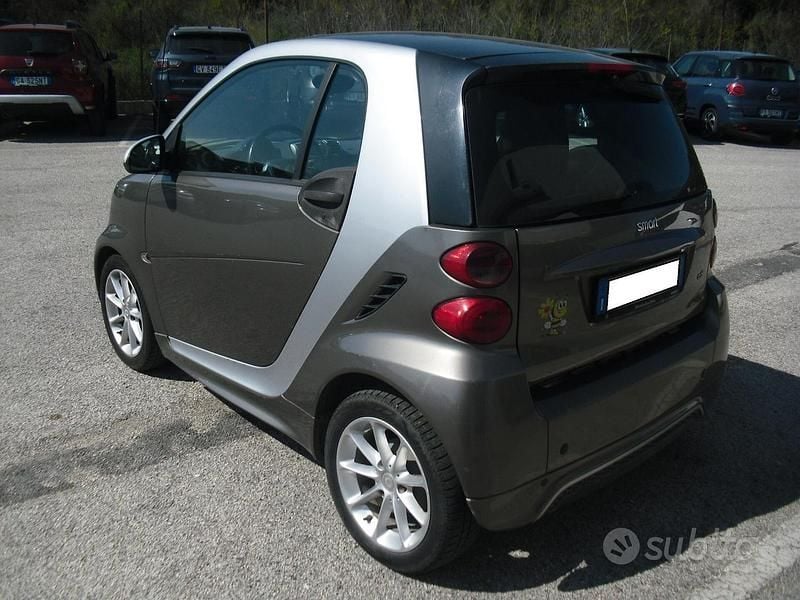 Usata Smart ForTwo Coupé Passion 54 CV (39 kW) 2013 Marrone Coupé