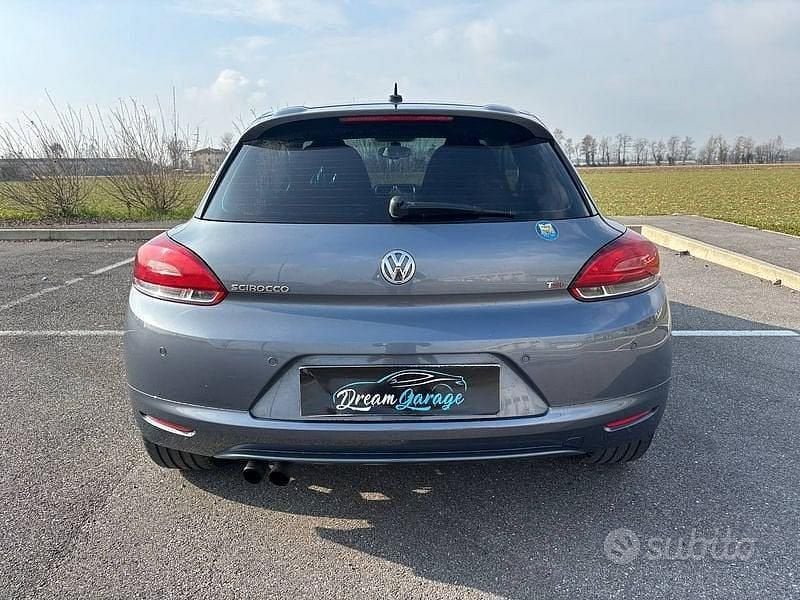 Usata VW Scirocco 160 CV (117 kW) 2010 Grigio Coupé