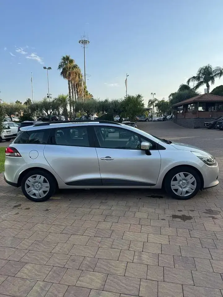 Usata Renault Clio Intens 90 CV (66 kW) 2016 Argento Station wagon